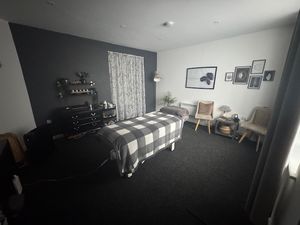 Photo 5- click for photo gallery